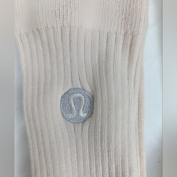 lululemon athletica M - 2 Pairs -Unisex Crew Socks - Yellow and Pink-Cream - Picture 5 of 5